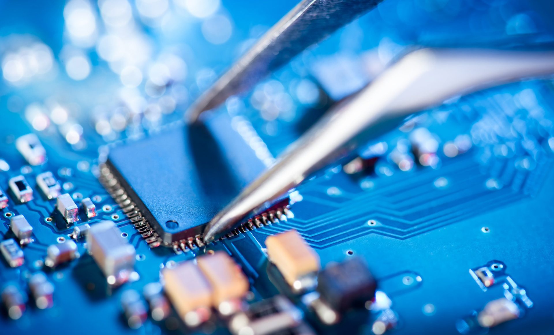 Electr&oacute;nica y semiconductores